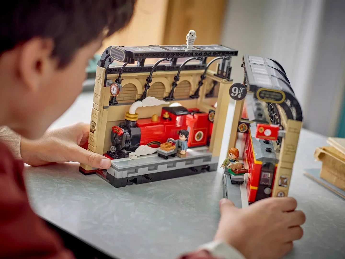 Set LEGO Harry Potter 76450 Book nook: Hogwarts Express, 832 pjesë