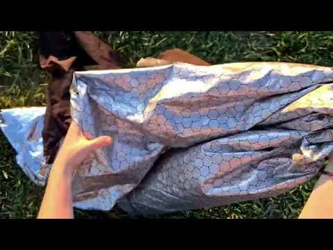 Thes gjumi izolues LayOn CozyBivy 188 x 65 cm, i gjelbër