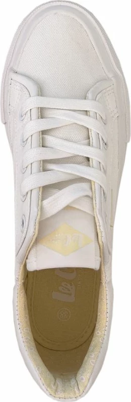 Atlete për femra Lee Cooper, të bardha