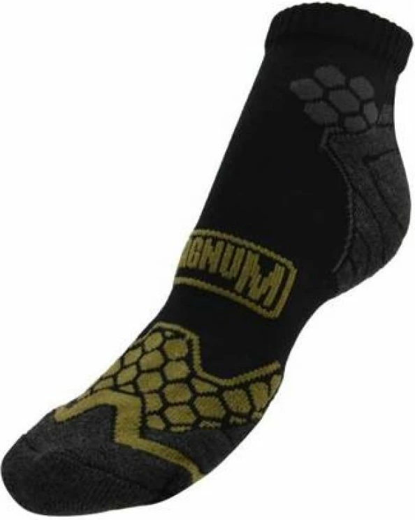 Çorape për meshkuj e femra Magnum, të zeza e të gjelbra