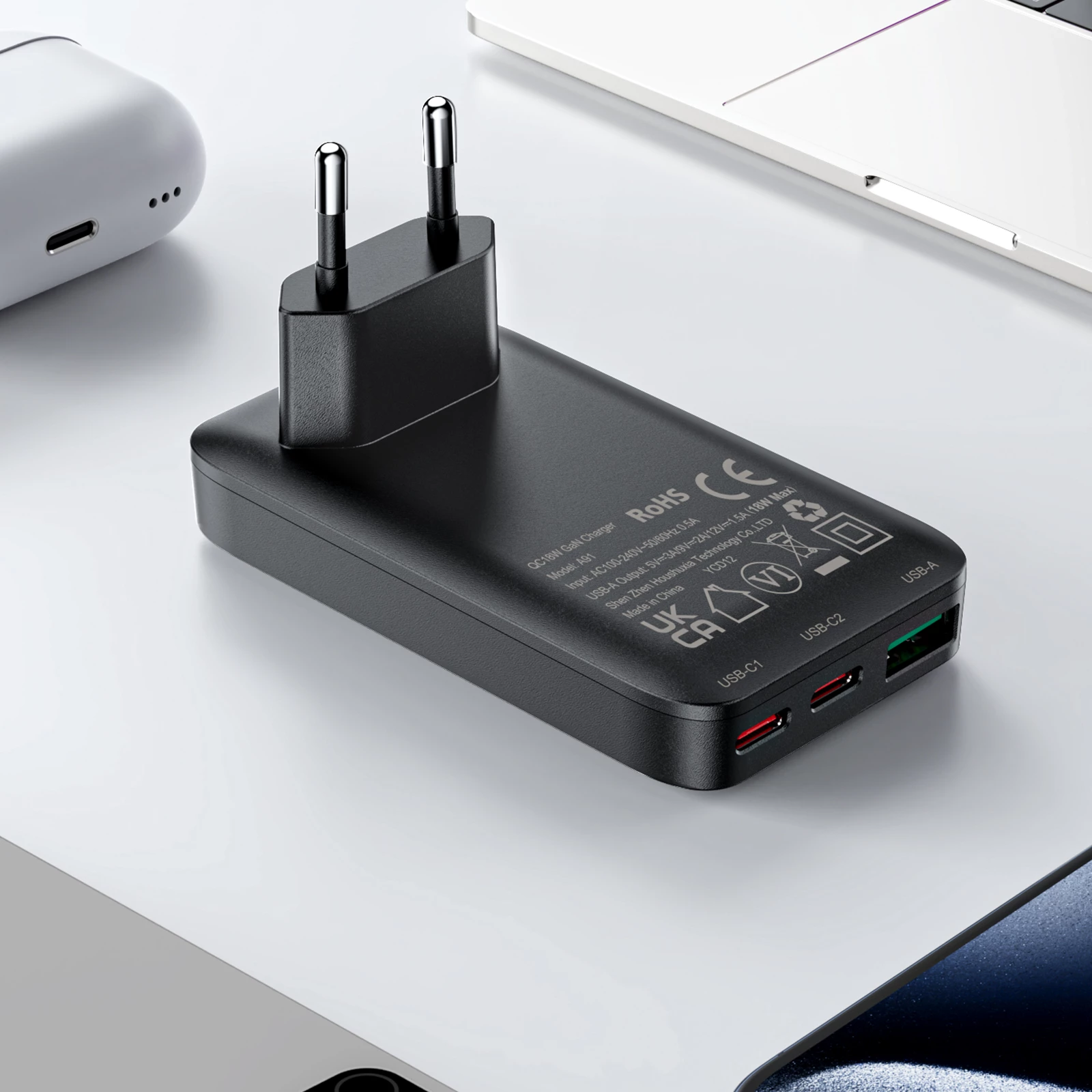 Karikues Acefast A100, 65W, GaN, 2x USB-C + USB-A, ultra i hollë, i zi