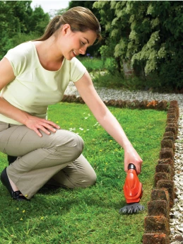 Gërshërë bari me bateri Black&Decker GSL200 3.6V 1.1Ah