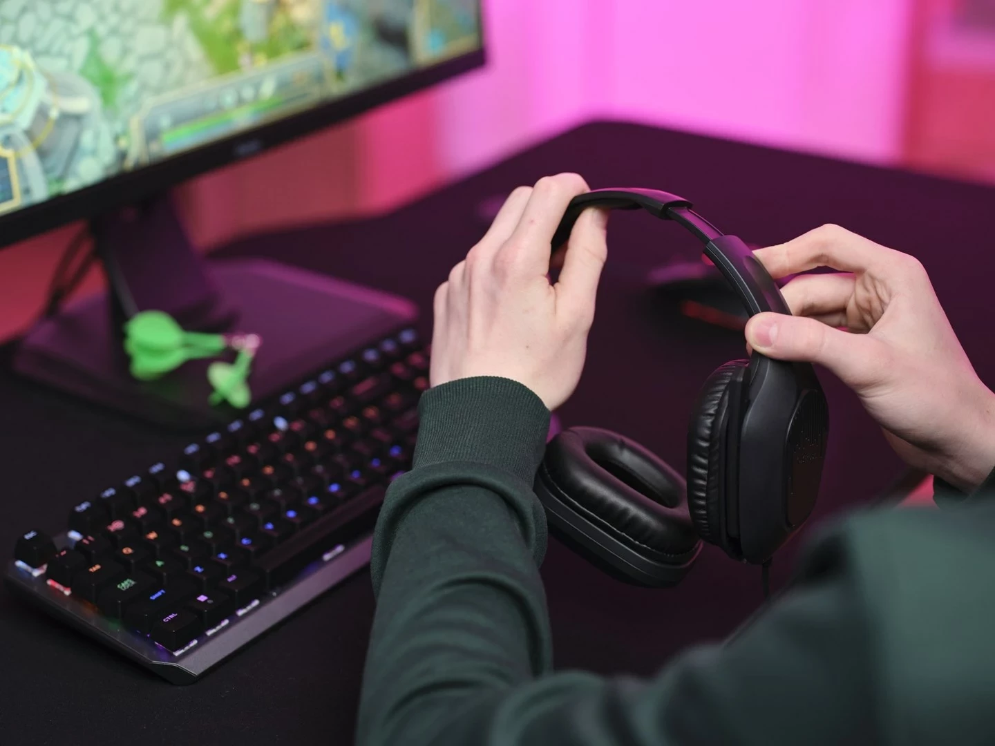 Kufje Trust GXT 415 Zirox Gaming, e zezë