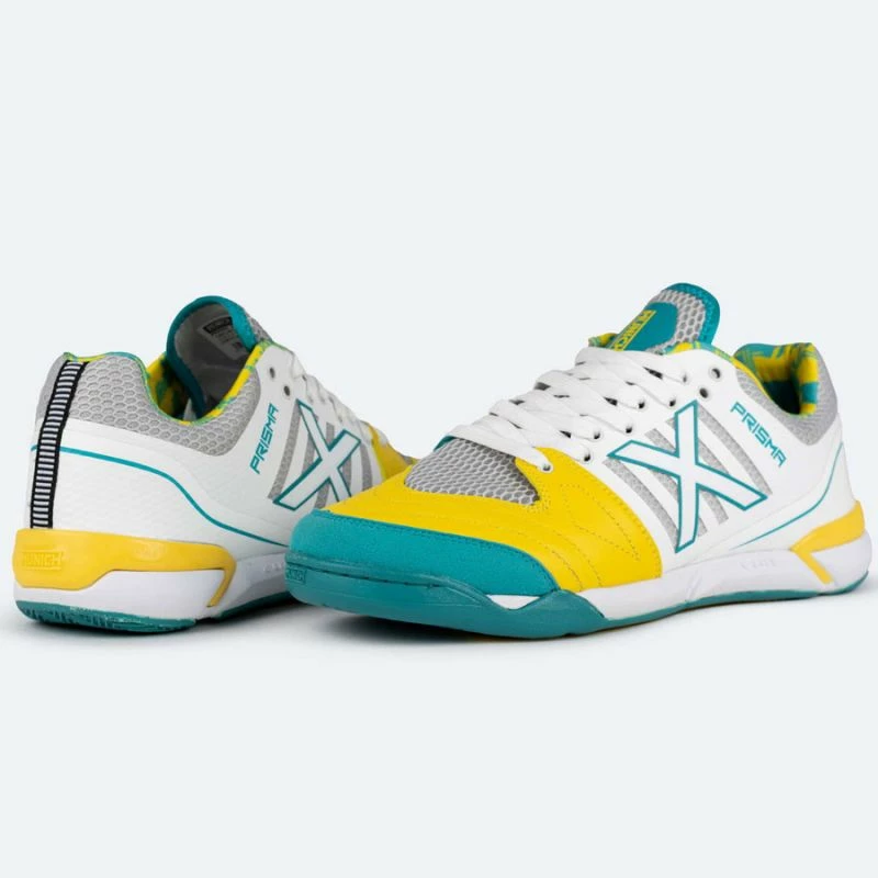 Atlete futbolli për meshkuj Munich, të bardha