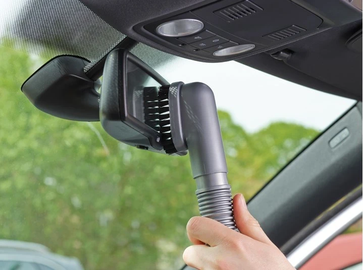 Fshesë elektrike portative Black & Decker, 12V, 0.61 L, e kuqe/hiri