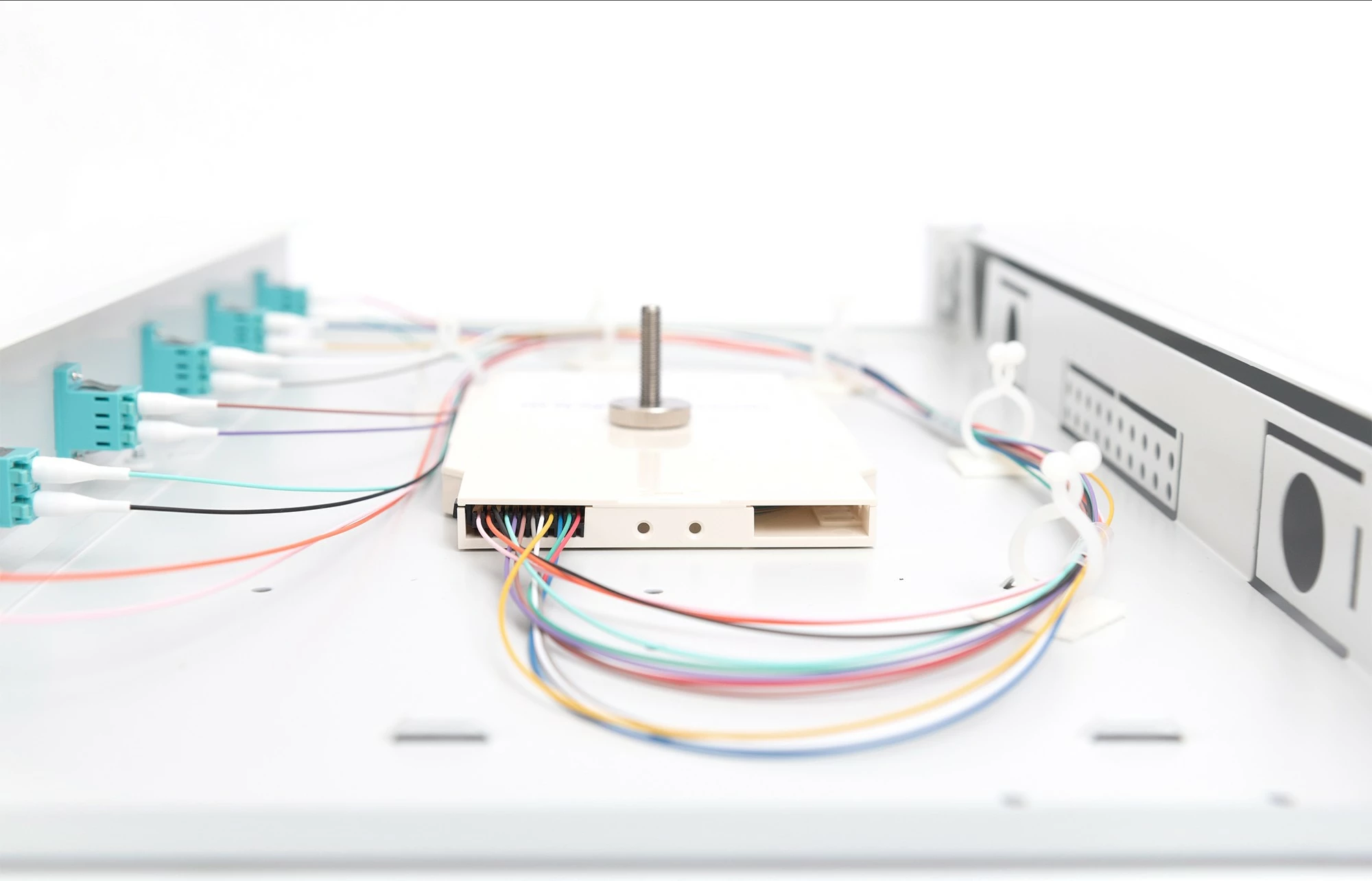 Kuti bashkimi fibrash optike Digitus OM3, 6x LC, 1U, çelik, gri