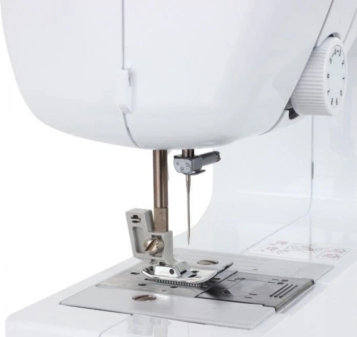 Makina e qepjes Brother, e bardhë