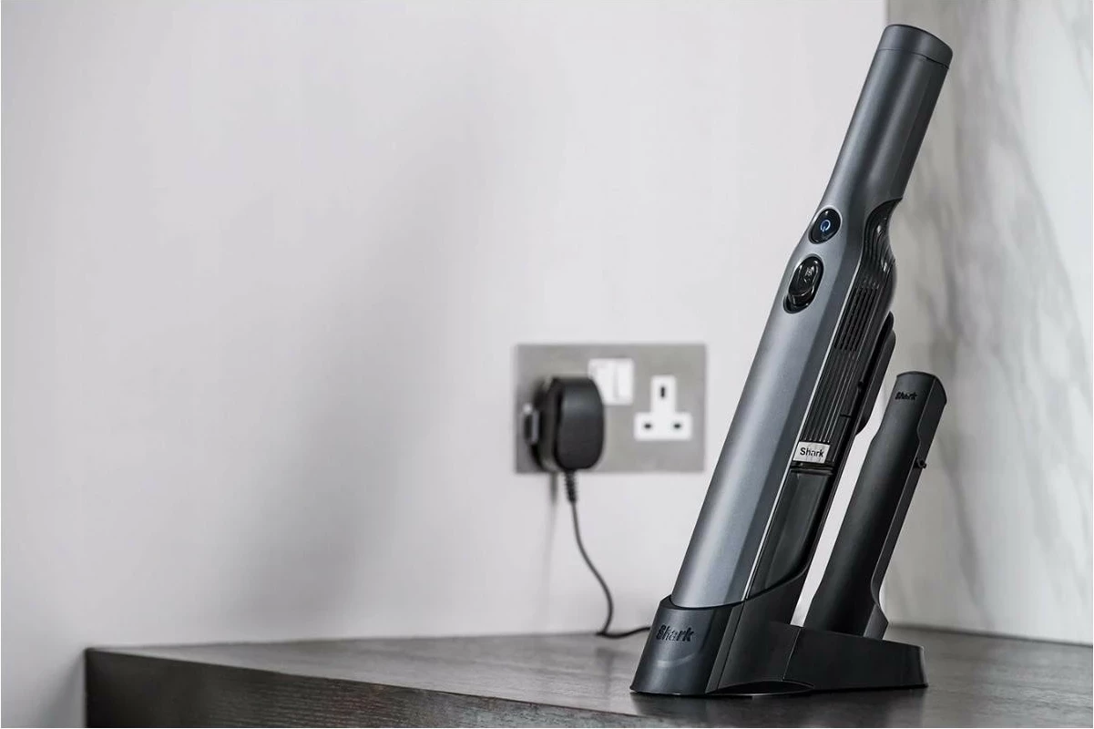 Fshesë dore Shark WV200EU, pa qese, pa kabllo, ngjyrë argjendi