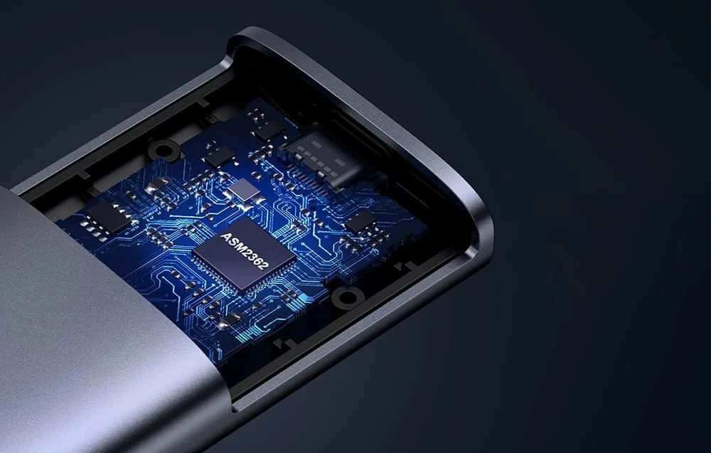 Kasë për SSD Ugreen CM767 M.2 NVMe USB-C 3.2 10Gbps, argjendtë