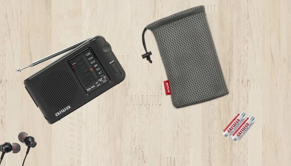 Radio portative xhepi Aiwa RS-44 AM/FM, analog ETS, jack 3.5mm, me kufje, këllëf dhe 2x AA, e zezë