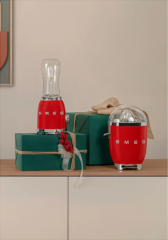 Shtrydhëse agrumesh SMEG CJF11RDEU, 70W, e kuqe
