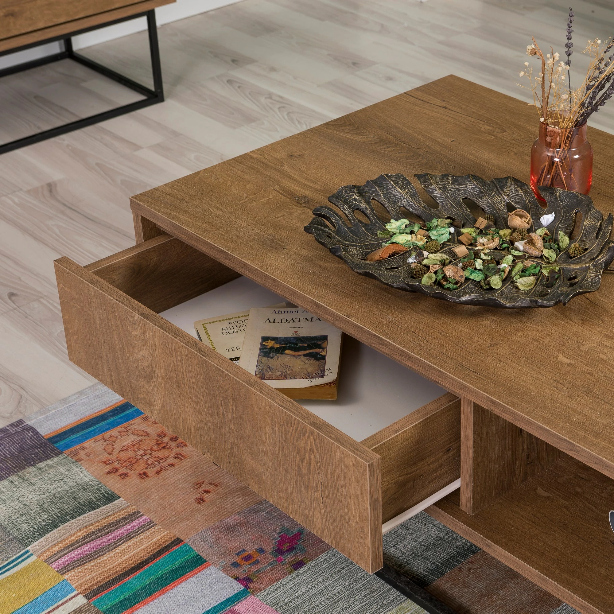 Set mobiljesh për dhomë dite Skye Decor, Laxus Takım 16, ngjyrë arrë dhe e zezë