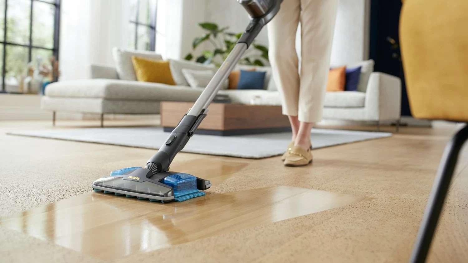 Fshesë pa kabëll Philips 8000 Series Aqua Plus XC8349/01, e zezë