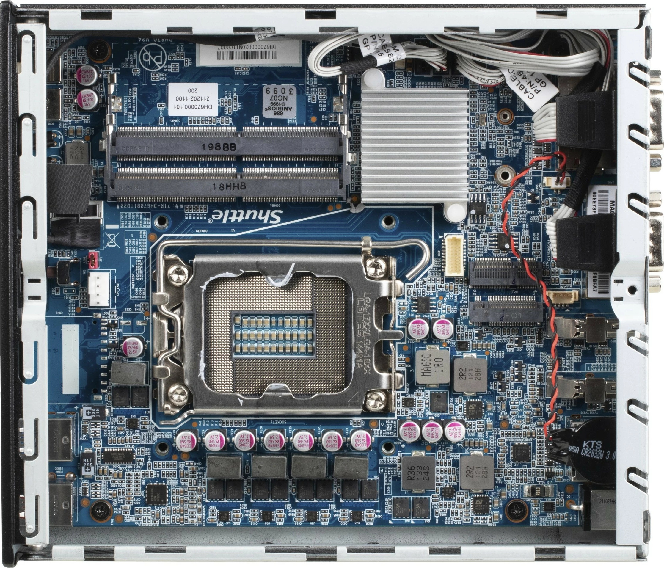 Mini PC Shuttle DH670V2, Intel H670, 1.35L, 2x HDMI, 2x DP, 2x 2.5G LAN, 2x COM, 8x USB, VESA, i zi