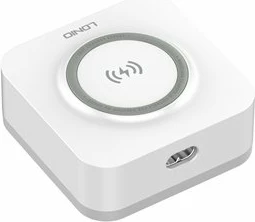 Karikues wireless LDNIO AW004, 32W, 3x USB-A + 1x USB-C, PD/QC, i bardhë