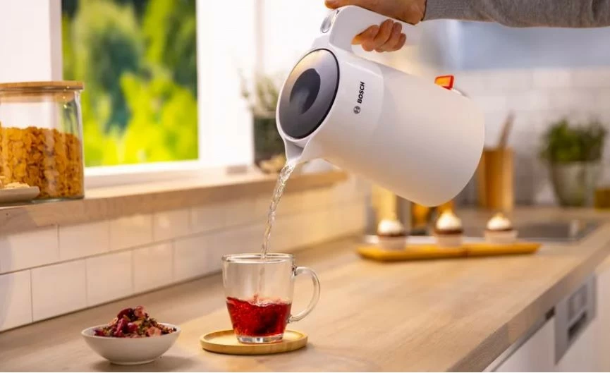 Ibrik elektrik Bosch TWK2M161 MyMoment, 1.7L, Bardhë