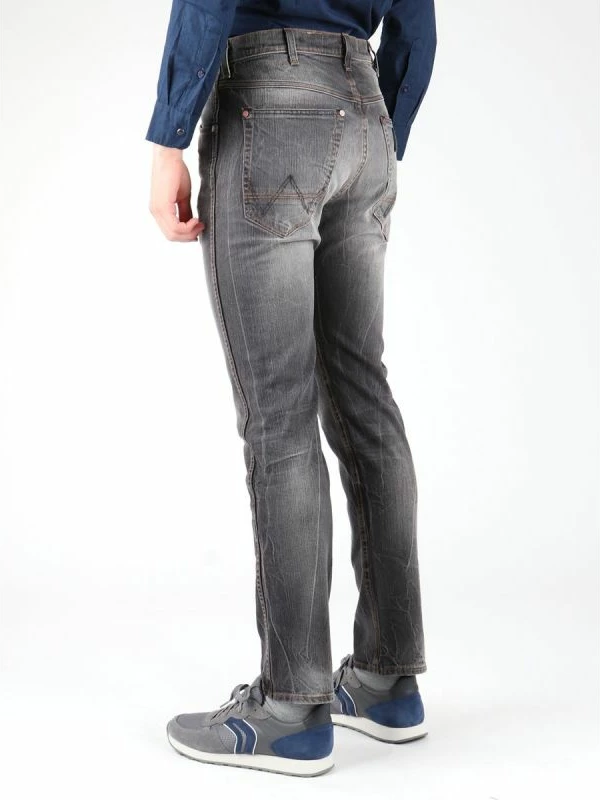 Jeans për meshkuj Wrangler, të kaltër
