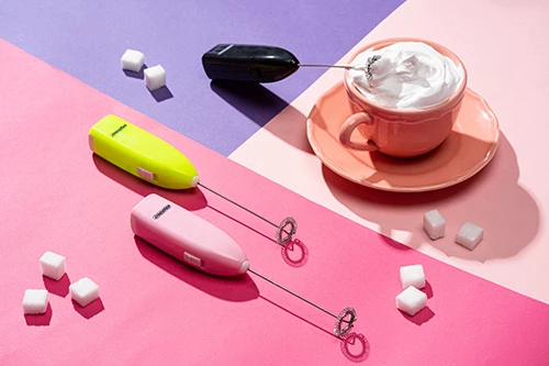 Shkumues qumështi, Adler, MS 4493, çelik inoks, me bateri 2xAA, rozë