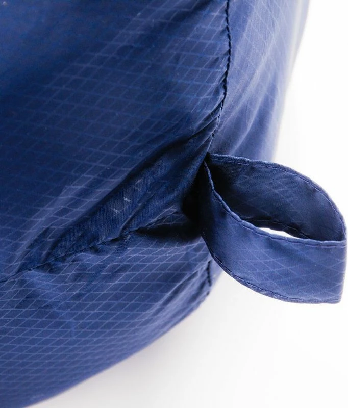 Thes gjumi Meteor, blu