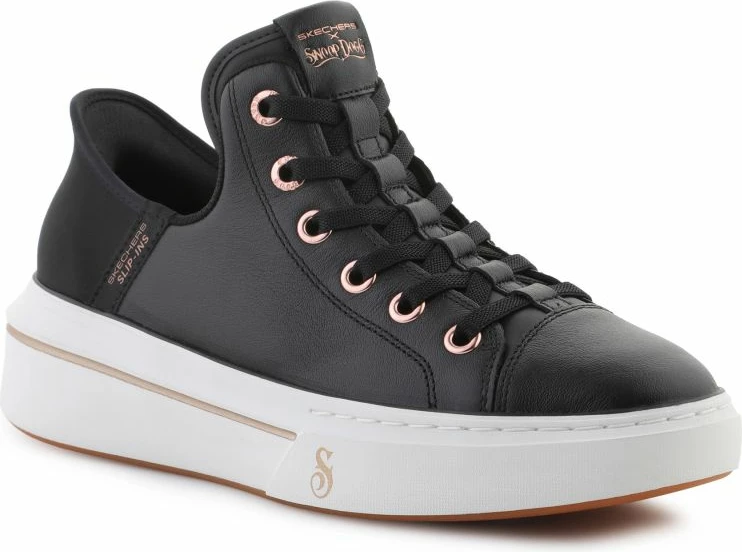 Këpucë Skechers për femra, të zeza