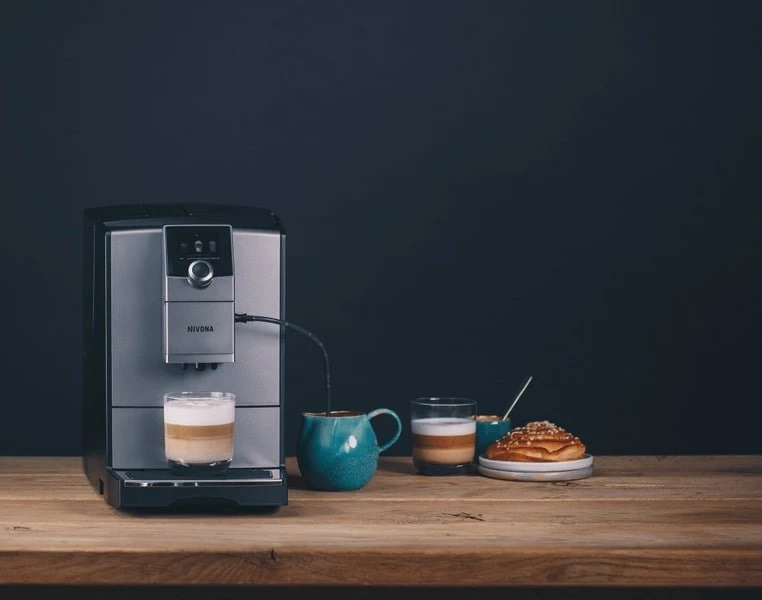 Makineri kafeje automatike NIVONA CafeRomatica 795, 2.2L, e zezë