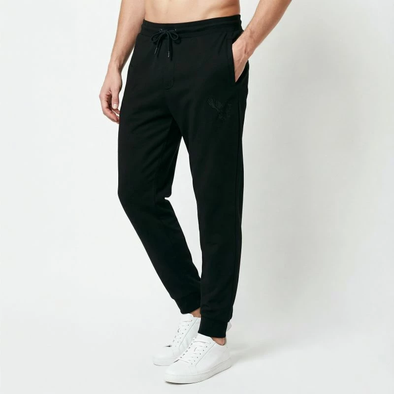 Pantallona sportive për meshkuj Armani Exchange, të zeza