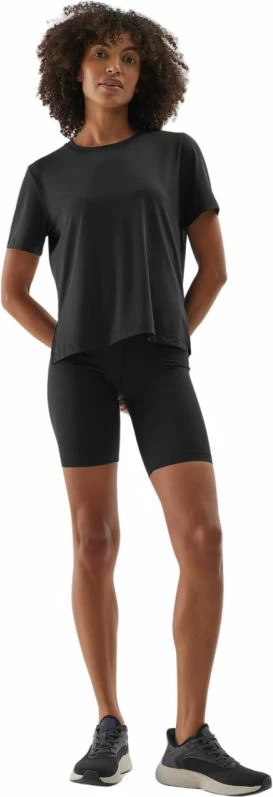 Hellonke femra 4F, të zeza