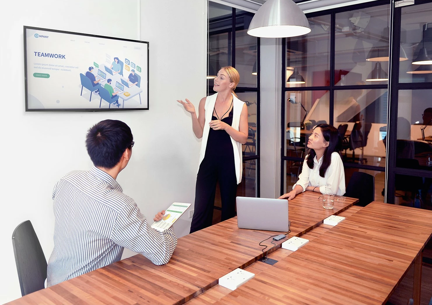 USB-C Hub D-Link DUB-2327, 6-në-1, HDMI, SD/microSD, 60W, gri