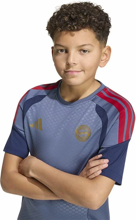 Maicë për fëmijë adidas FC Bayern 26/27 Training JSY Junior KF1000
