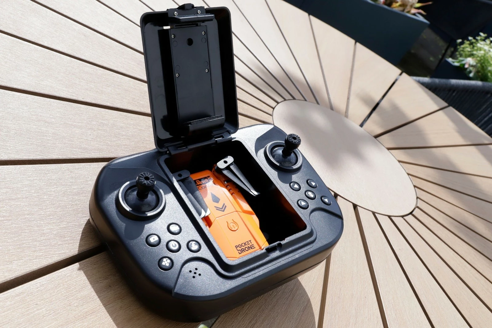 Dron Revell RC Pocket Drone, me telekomandë, kamerë 720p, portokalli/zi