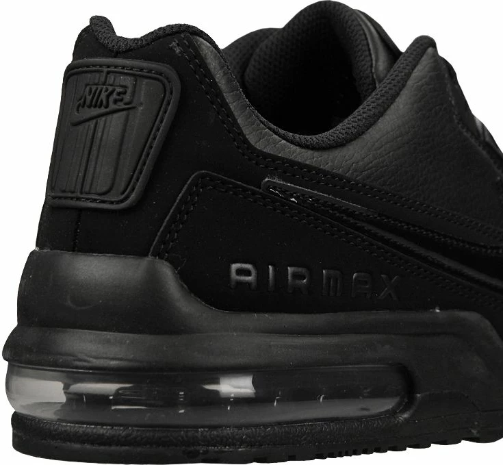 Atlete për meshkuj Nike, të zeza