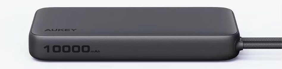 Power bank AUKEY PB-Y53P Spark Sling 10000mAh, 22.5W, 4xUSB, Kabllo USB-C, Zi