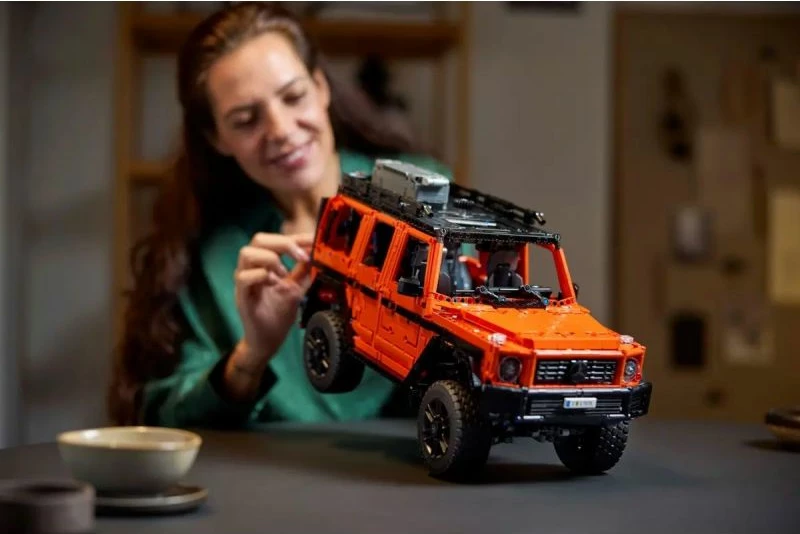 Set LEGO Technic Mercedes-Benz G 500