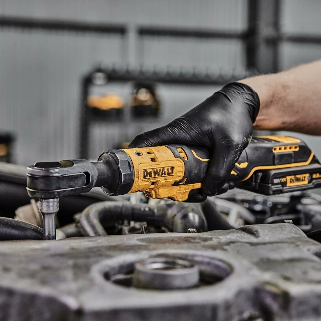 Çelës rachete me bateri DeWALT DCF512N 18V XR, 1/2\", 95Nm, brushless, verdhë/zi, BODY (pa bateri/karikues)