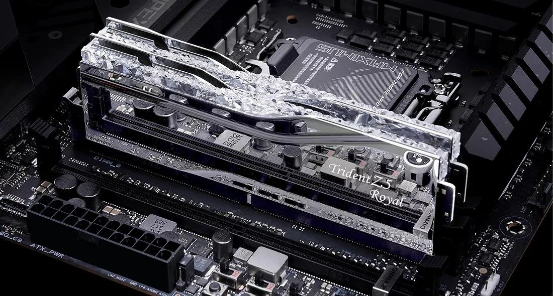 RAM Memorje G.SKILL Trident Z5 Royal F5-6000J3036F48GX2-TR5S, 96 GB (2 x 48 GB), DDR5, RGB