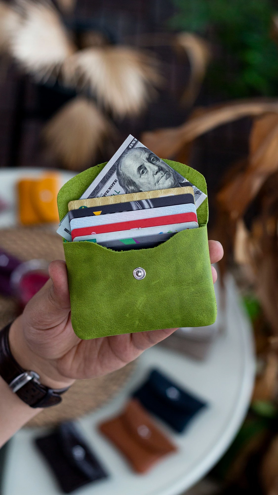 Mbajtës kartelash, lëkurë natyrale, ngjyrë fistik, Zoozie Bags, Murcia