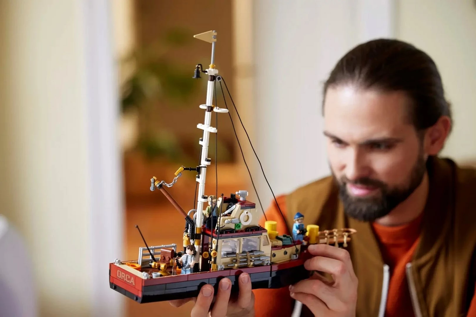 Set LEGO IDEAS 21350 Jaws, për të rritur