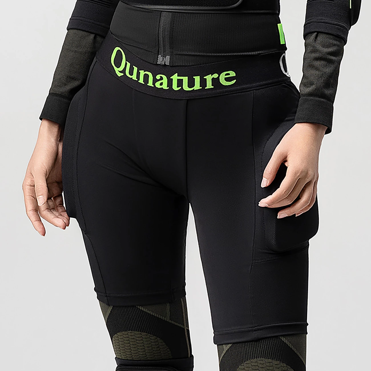 Pantallona mbrojtëse ijë Qunature Ski Basic S, EVA 12 mm, uniseks, e zezë
