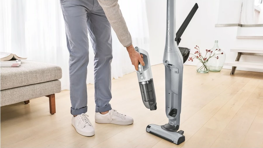 Fshesë me korrent 2-në-1 Bosch Serie 4 BBH3K2801, Pa qese, Argjendtë