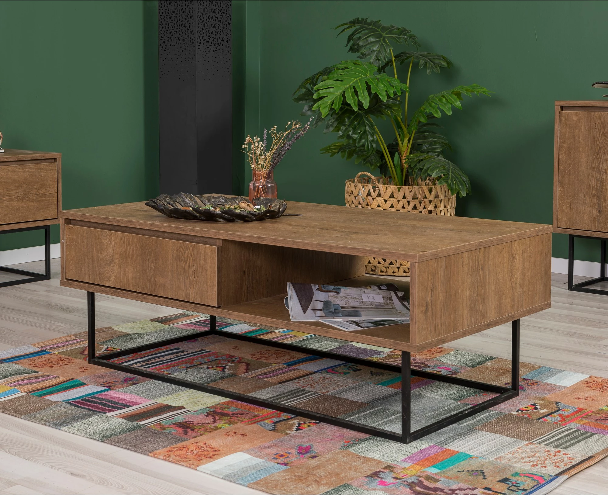 Set mobiljesh për dhomë dite Skye Decor, Laxus Takım 16, ngjyrë arrë dhe e zezë