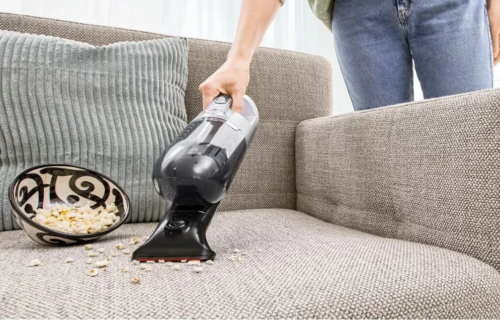 Fshesë elektrike Bosch Serie 4 BCH3P2301, pa qese, 0.4 L, e bardhë