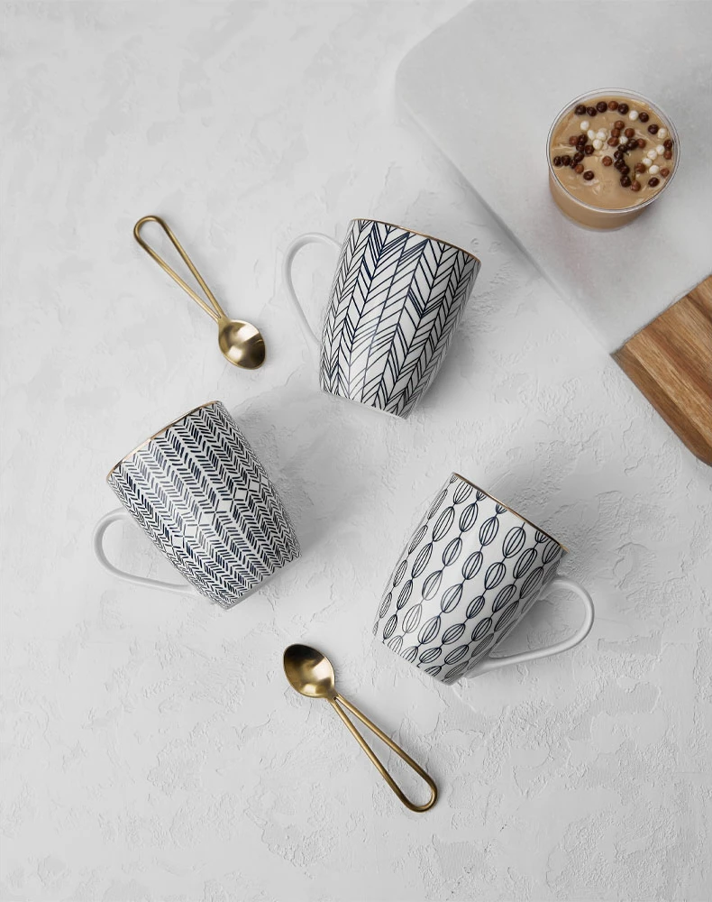 Filxhan All Time, porcelan New Bone China, bardhë, kaltër, ar, 8x8x11cm