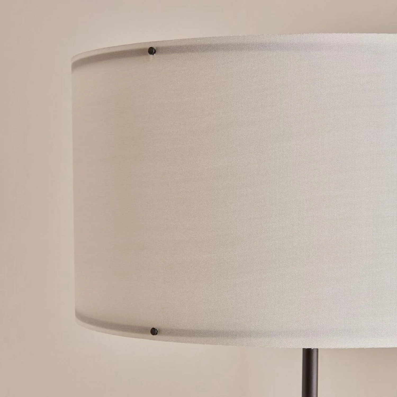 Llambë dyshemeje prej druri, Opviq, AYD-3468, e bardhë