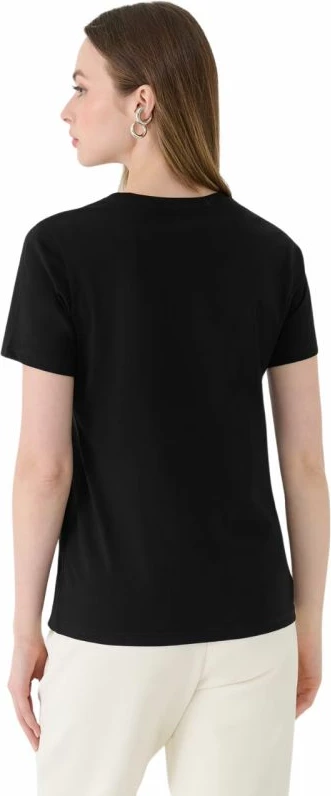 Maicë femra 4F, e zezë