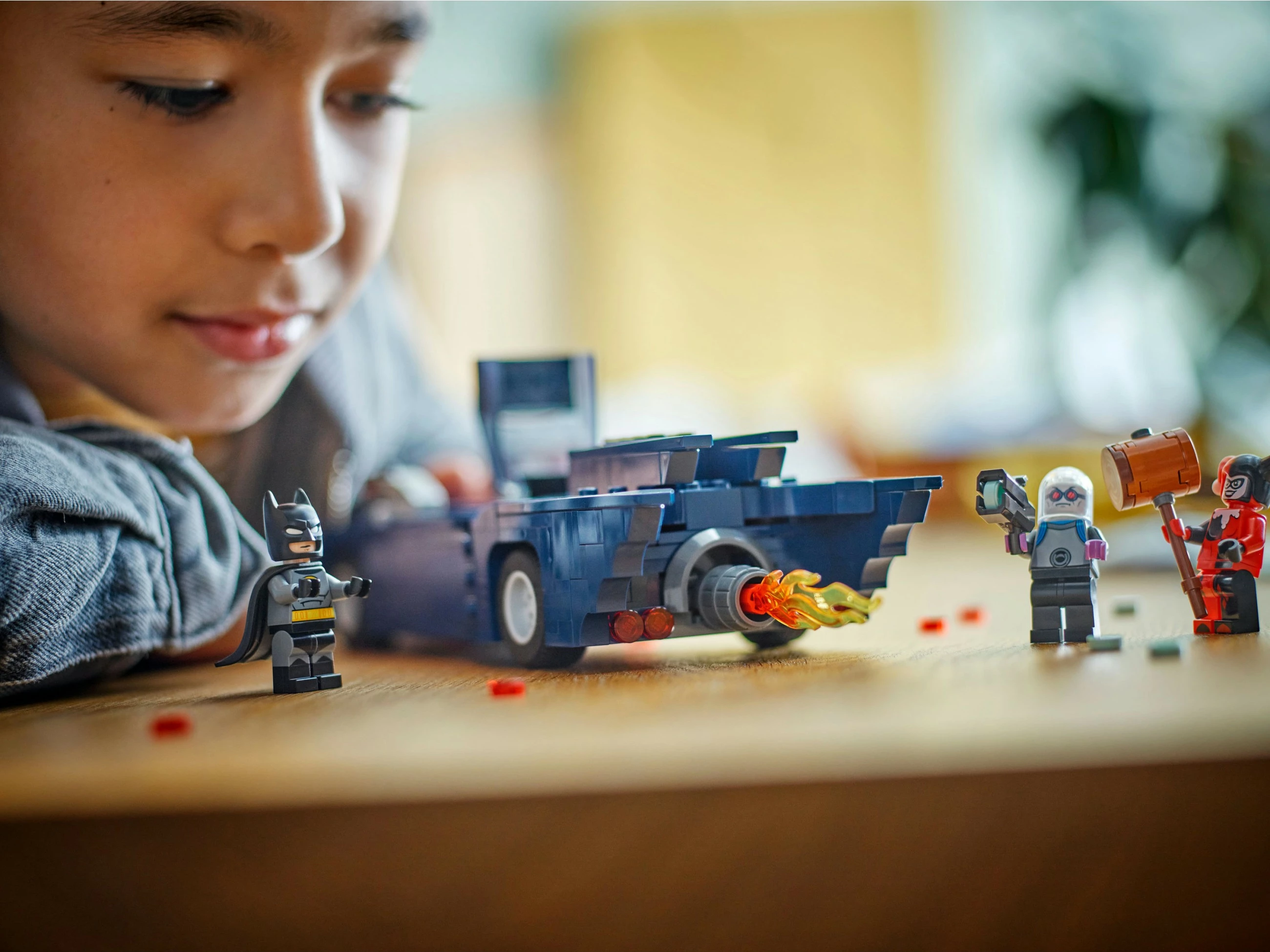 Set ndërtimi LEGO Batman me Batmobile, Harley Quinn dhe Mr. Freeze, 435 pjesë
