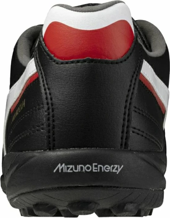 Atlete futbolli Mizuno për meshkuj, të zeza