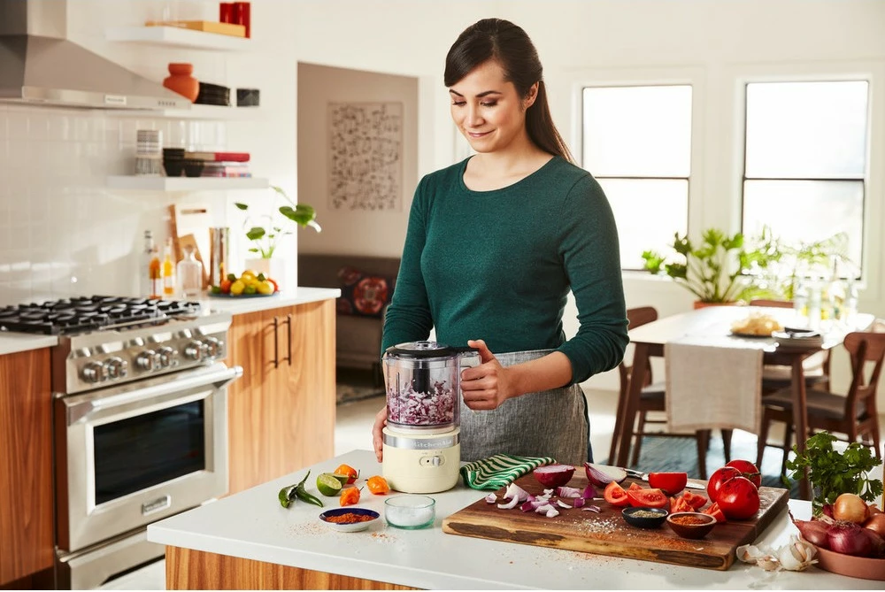 Procesor ushqimi KitchenAid 5KFCB519EAC, 1.19 L, krem