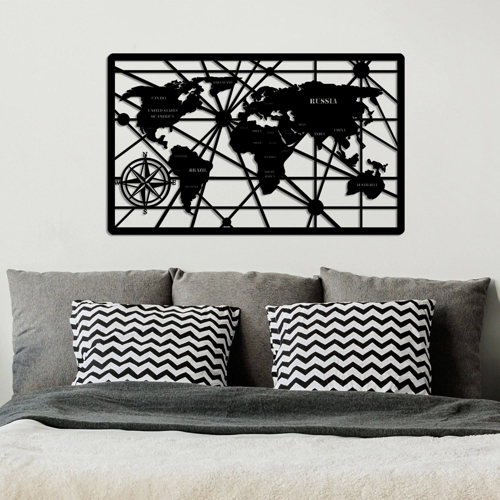 Aksesor dekorativ metalik për mur, hartë bote, Wallity, 50x82cm, e zezë