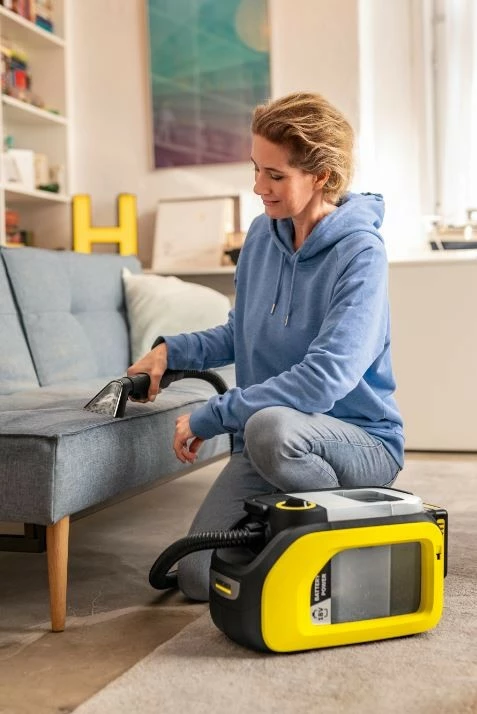 Pastrues me bateri për pastrim të lagësht Karcher SE 3-18 Compact, 1.7L, 18V, Zi/Verdhë, me set aksesoresh