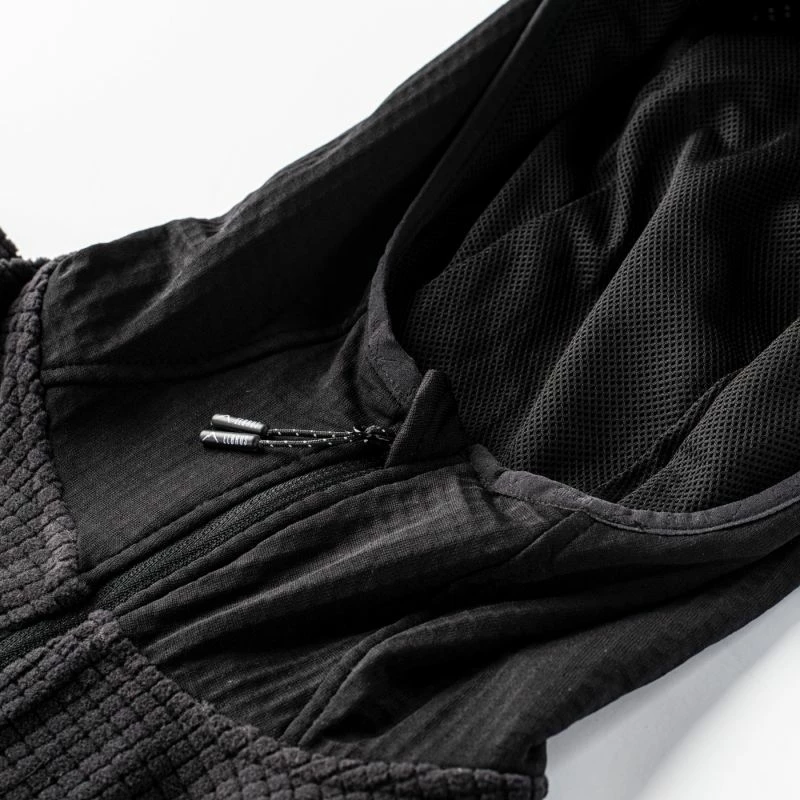 Duks Elbrus për meshkuj, i zi